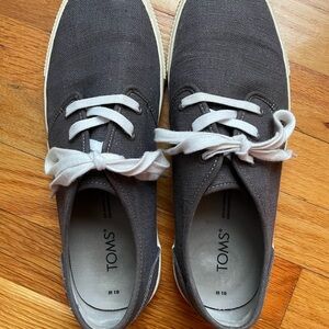 TOMS Men's Charcoal Sneakers with White Laces Size 10